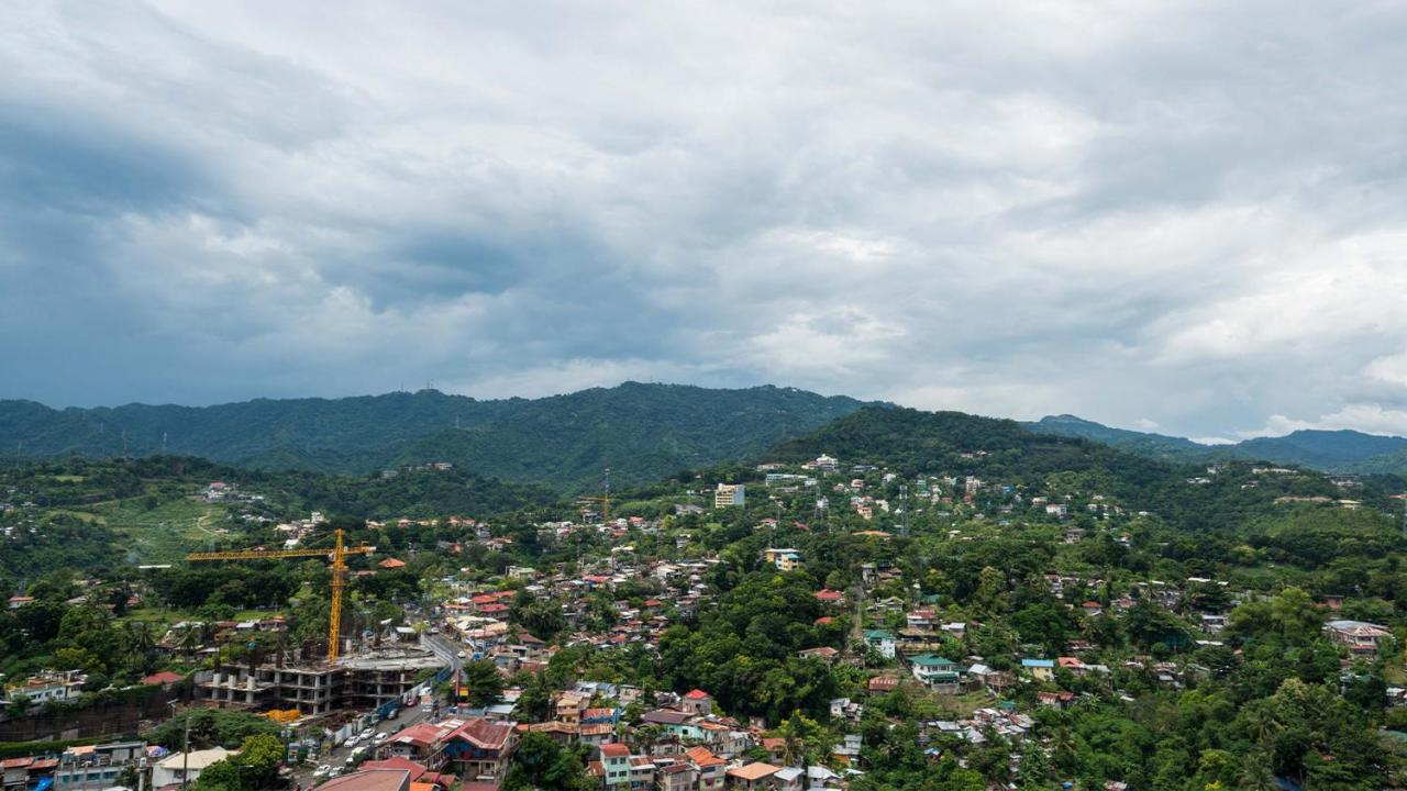 Marco Polo Plaza Cebu Hotel Екстериор снимка View of the city