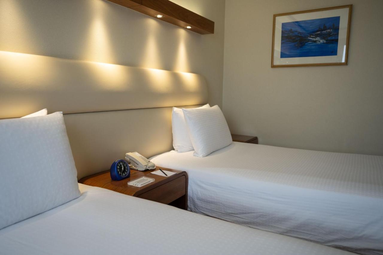 Marco Polo Plaza Cebu Hotel Екстериор снимка A room at the hotel